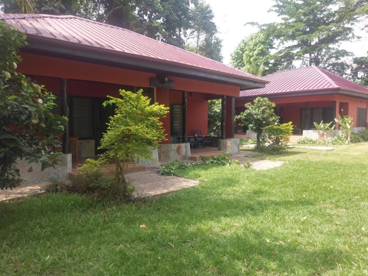 Big Foot Safari Lodge Wli Afegame Exteriör bild